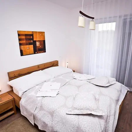 I&i Apartment *
