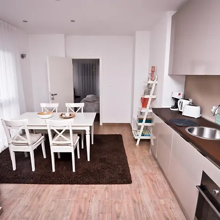 Apartment I&i