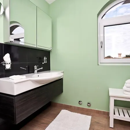 I&i Apartment *
